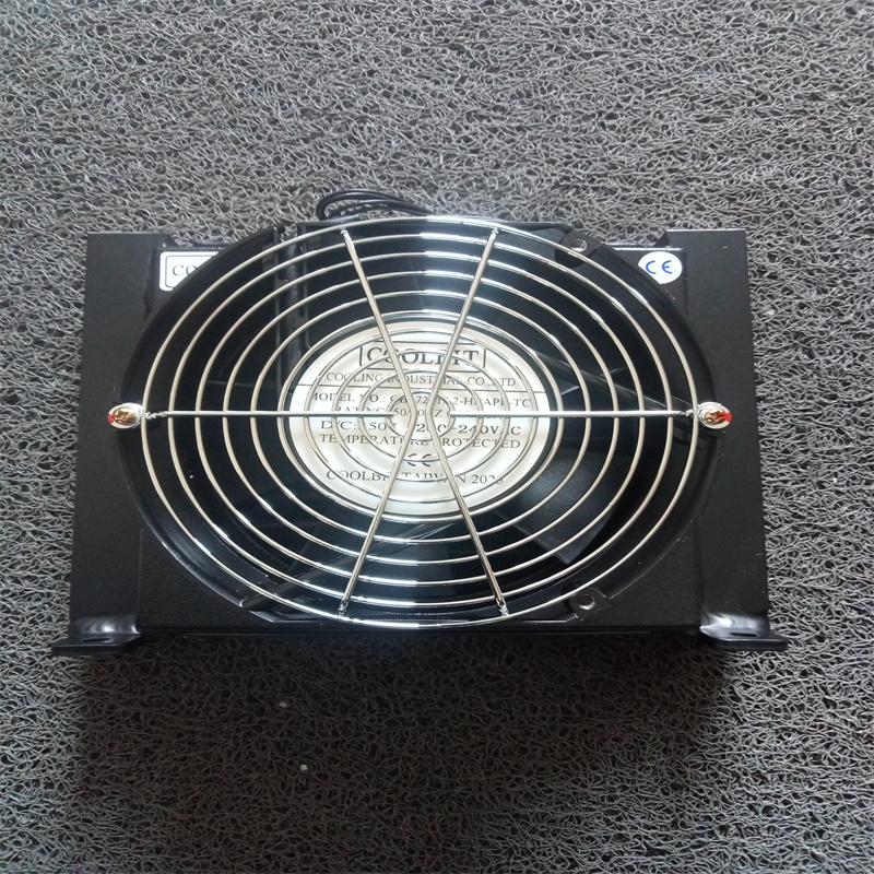 臺灣COOLBIT風(fēng)冷卻器AW407-A2 (2)